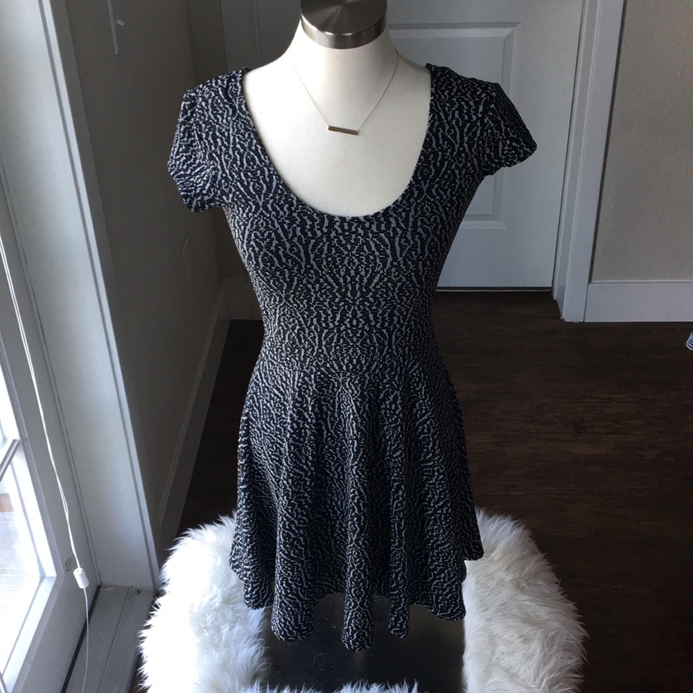 Barely worn black and gray print dress!